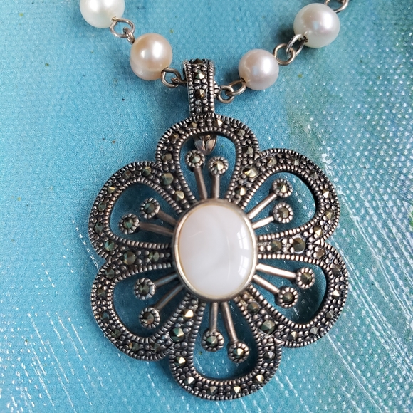 Victoria Crowne & Company Necklace - Picture 11 of 15